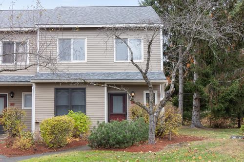 k5-K5 Stonehedge Dr, South Burlington, VT, 05403-7371 | Card Image