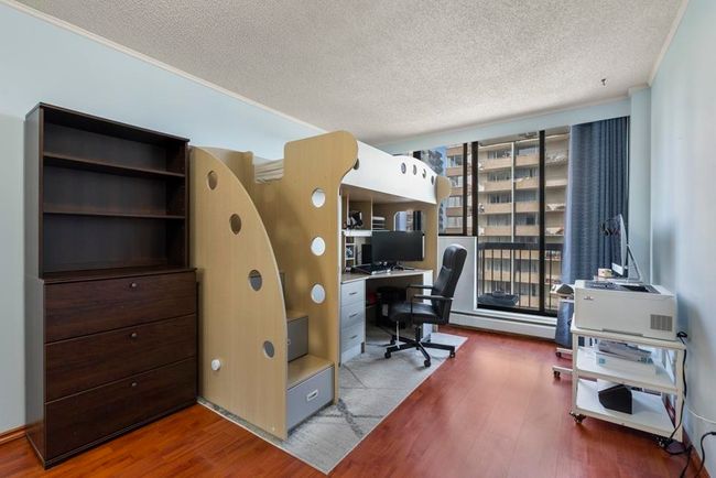 802 - 620 7th Ave, Condo with 2 bedrooms, 2 bathrooms and 1 parking in New Westminster BC | Image 9
