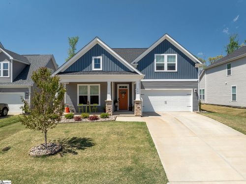 489 Fenwick Dr, woodruff, SC, 29388-8051 | Card Image