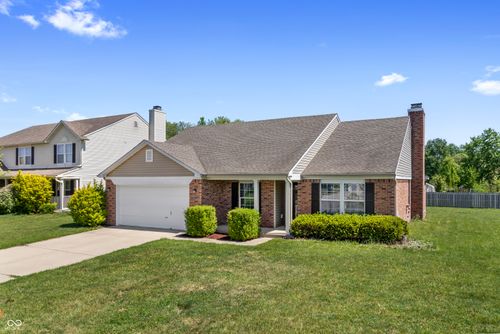 4921 Fields Blvd, Indianapolis, IN, 46239-7743 | Card Image