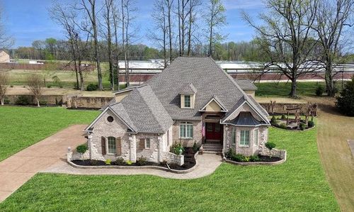 104 Lochmeade Dr, Atoka, TN, 38004-7943 | Card Image