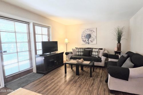 2006-18811 N 19th Ave, Phoenix, AZ, 85027-5285 | Card Image