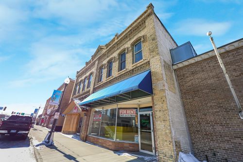 129 N Sibley Ave, Litchfield, MN, 55355-2138 | Card Image