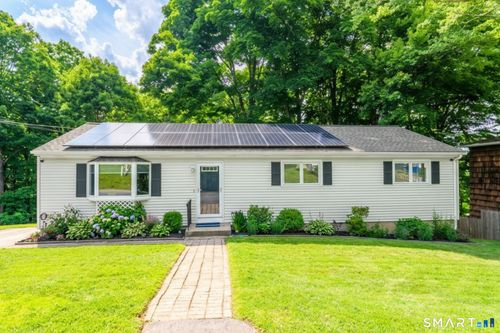 30 Maplewood St, Waterbury, CT, 06708-1004 | Card Image