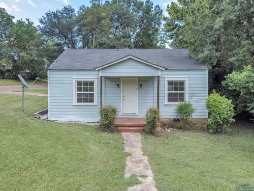 318 N Cotton St, Gladewater, TX, 75647-2102 | Card Image