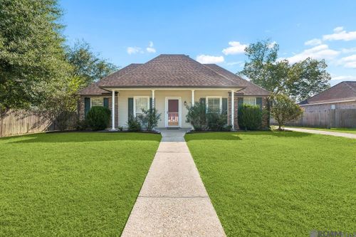 30582 E Trace Dr, Walker, LA, 70785-5631 | Card Image