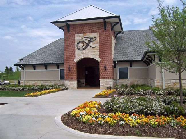 Golf Club House | Image 33
