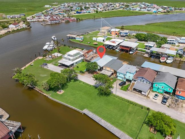 518 Marine Way, House other with 2 bedrooms, 2 bathrooms and 1 parking in Freeport TX | Image 33