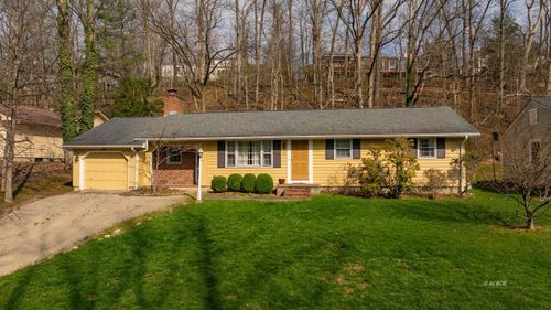 26 Briarwood Dr, Athens, OH, 45701-1301 | Card Image
