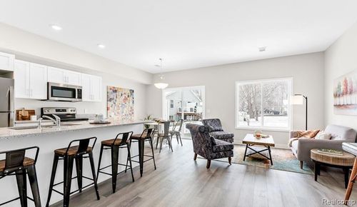 13614 Signature Dr, Holland, MI, 49424-7276 | Card Image