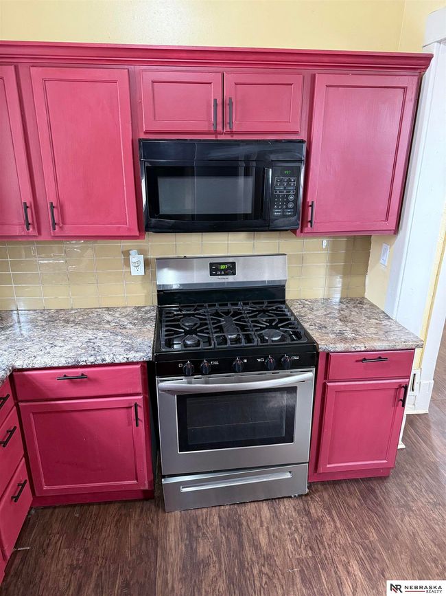 5906 N 34 Th St, House other with 3 bedrooms, 2 bathrooms and null parking in Omaha NE | Image 8