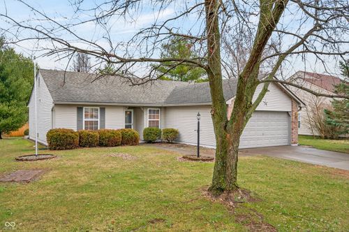 631 N Shore Blvd, Franklin, IN, 46131-7783 | Card Image