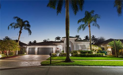11021 Redhawk St, Plantation, FL, 33324-2167 | Card Image
