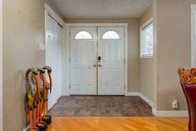 106 16 St Nw, House detached with 3 bedrooms, 2 bathrooms and 2 parking in Calgary AB | Image 2