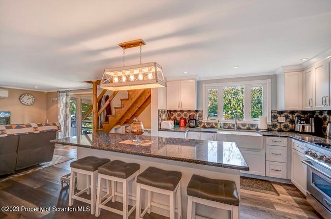 266 Warren Rd 20 Large | Image 20