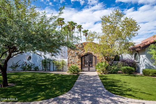 5828 E Cactus Wren Rd, Paradise Valley, AZ, 85253-4208 | Card Image