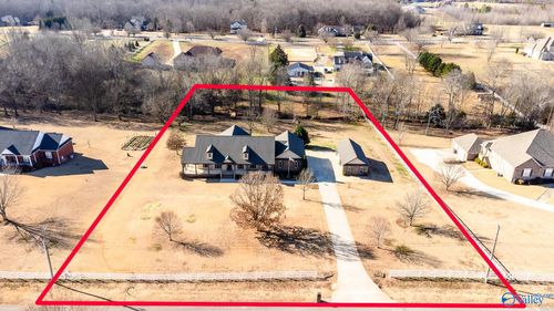 626 Beth Rd, New Market, AL, 35761-9617 | Card Image