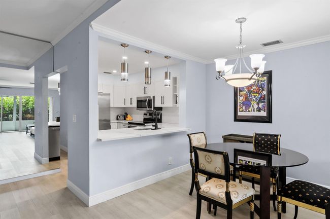 111 Ocean Dunes Cir, Condo with 2 bedrooms, 3 bathrooms and null parking in Jupiter FL | Image 6