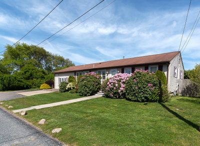 5 Martin Court, House other with 5 bedrooms, 3 bathrooms and 5 parking in Narragansett RI | Image 1