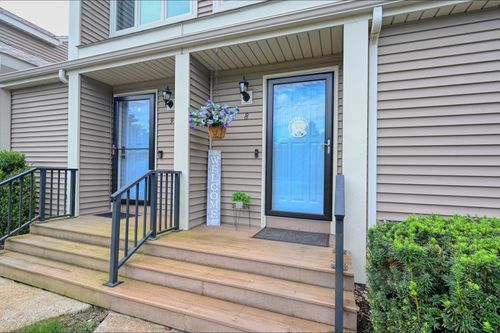 8-340 Centre, Rockland, MA, 02370 | Card Image