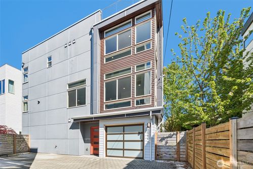 2224 Nw 63rd St, Seattle, WA, 98107-2437 | Card Image