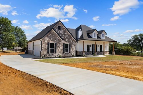 5718 Thousand Oaks Dr, Joshua, TX, 76058-6001 | Card Image
