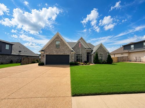 140 Breezy Loop, Oakland, TN, 38060-4424 | Card Image