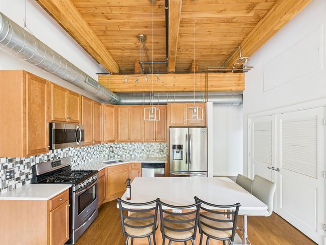 APT-205 - 3637 N Spaulding Ave, Condo with 2 bedrooms, 2 bathrooms and null parking in CHICAGO IL | Image 6