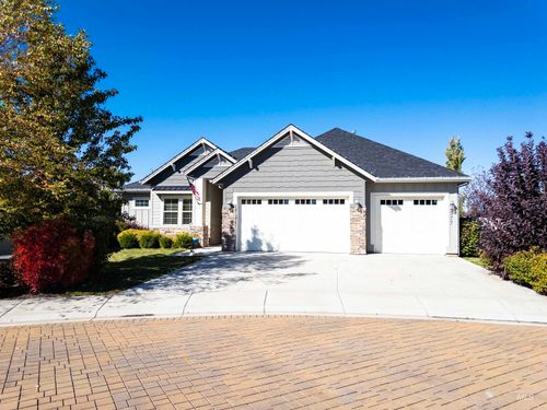 4577 N Comiso Pl, Meridian, ID, 83646-4636 | Card Image