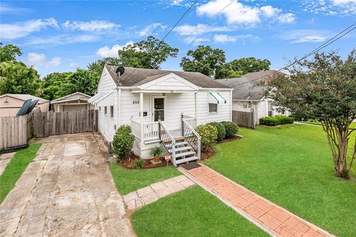 808 Kent Avenue, Metairie, LA, 70001 | Card Image