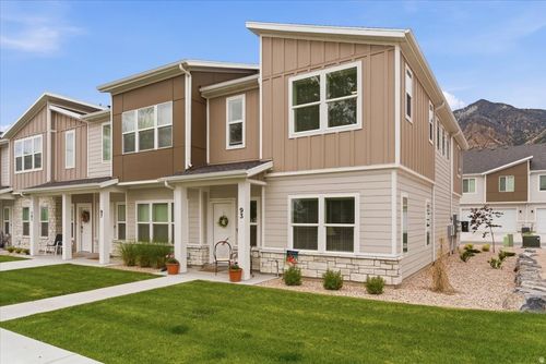 93 W 925 N, Brigham City, UT, 84302-1586 | Card Image