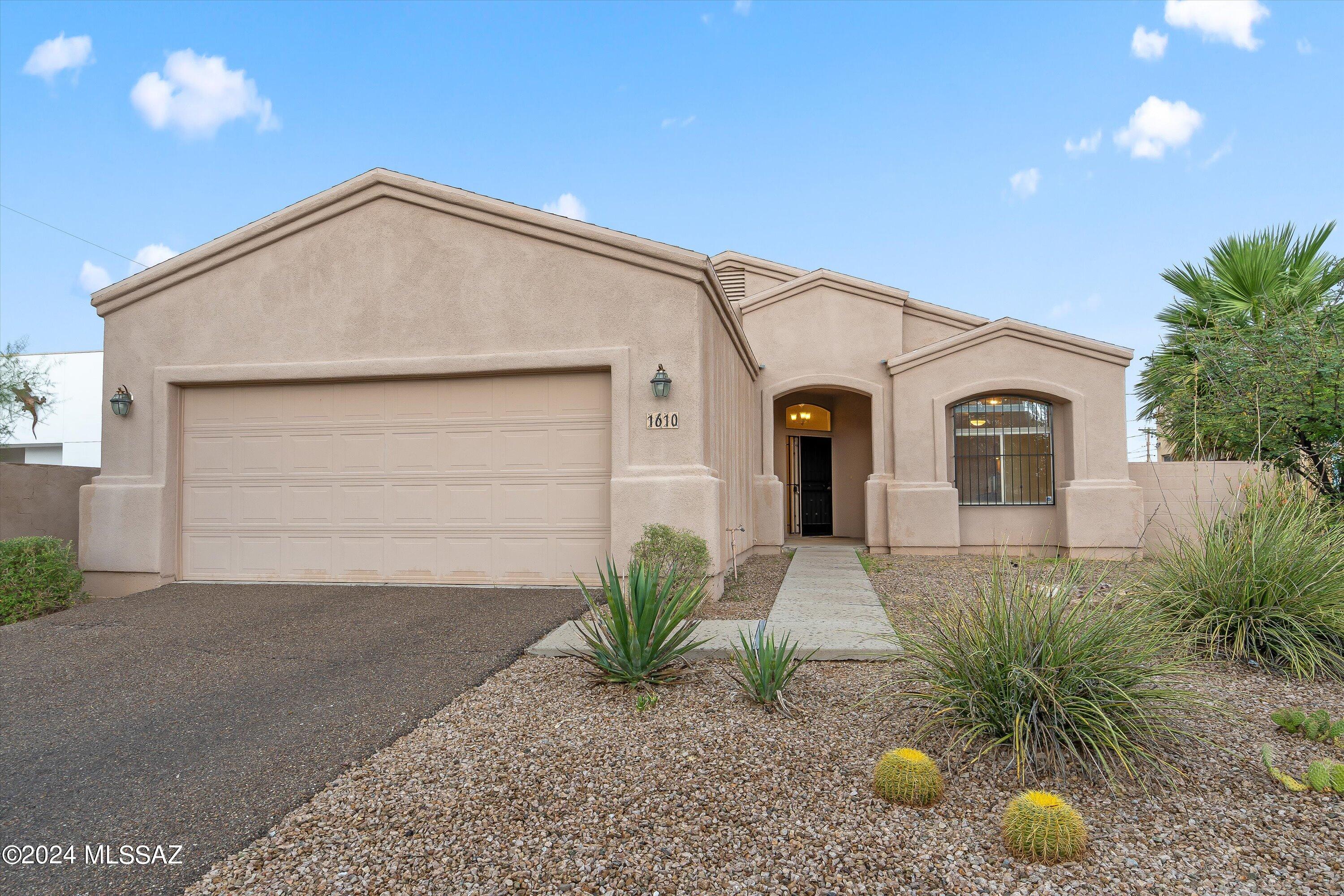 Sahuara Ave, Tucson, AZ 85712