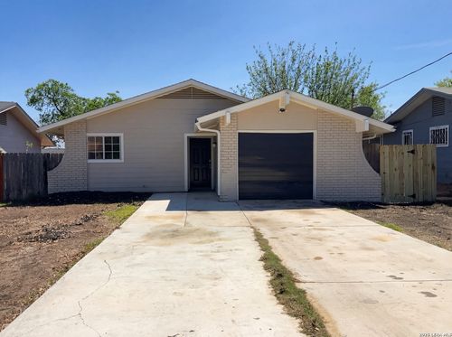 4818 Lark, San Antonio, TX, 78228-4635 | Card Image