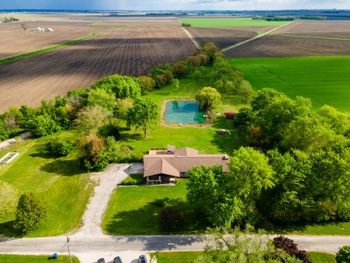 214 Cleveland St, Cullom, IL, 60929-7180 | Card Image