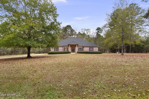 113 Allenwood Dr, Canton, MS, 39046-8544 | Card Image