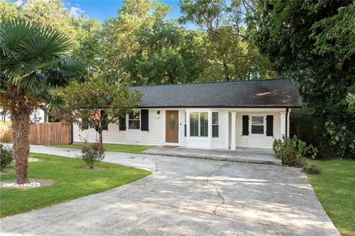 2735 Skyland Dr Ne, Brookhaven, GA, 30319-3645 | Card Image