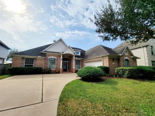 5227 Riverstone Crossing Dr, Sugar Land, TX, 77479-4821 | Card Image