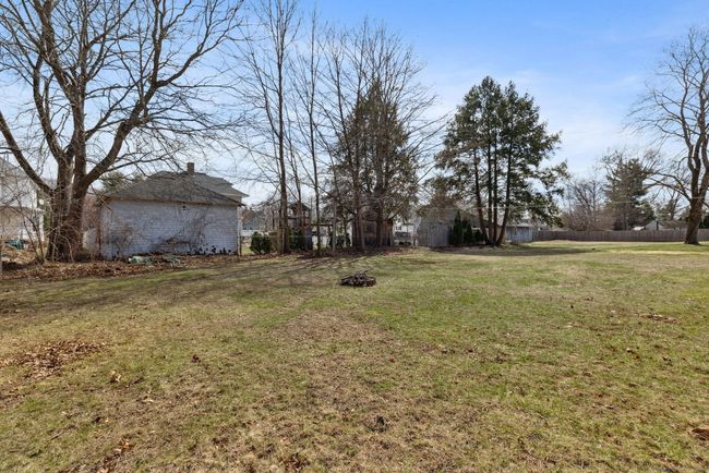 11 Fern St, House other with 4 bedrooms, 2 bathrooms and null parking in Windsor Locks CT | Image 33