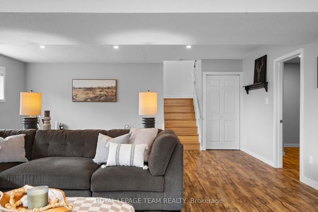 2150 8 Th Line Rd, House other with 5 bedrooms, 2 bathrooms and 8 parking in Metcalfe ON | Image 24