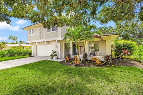 1060 Cooper Dr, Naples, FL, 34103-3835 | Card Image