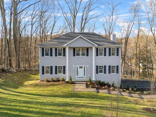 13 E Hill Rd, Cortlandt Mnr, NY, 10567-1068 | Card Image