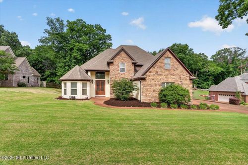 4213 W Dickens Place Drive, Southaven, MS, 38672 | Card Image