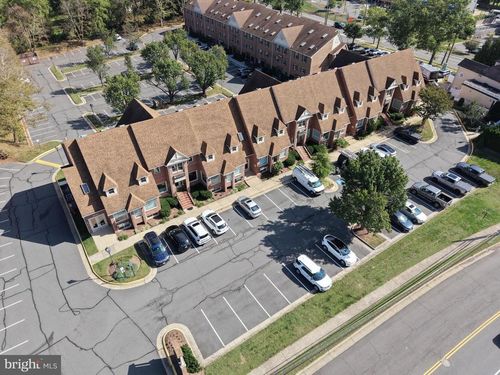 ste-h-10134 Colvin Run Rd, GREAT FALLS, VA, 22066-1841 | Card Image