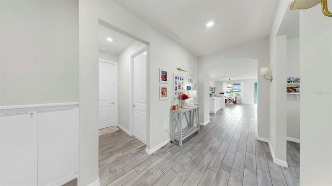10842 Rolling Moss Rd, House other with 4 bedrooms, 2 bathrooms and null parking in TAMPA FL | Image 37