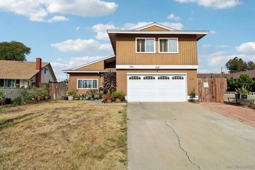 1571 Max, Chula Vista, CA, 91911 | Card Image