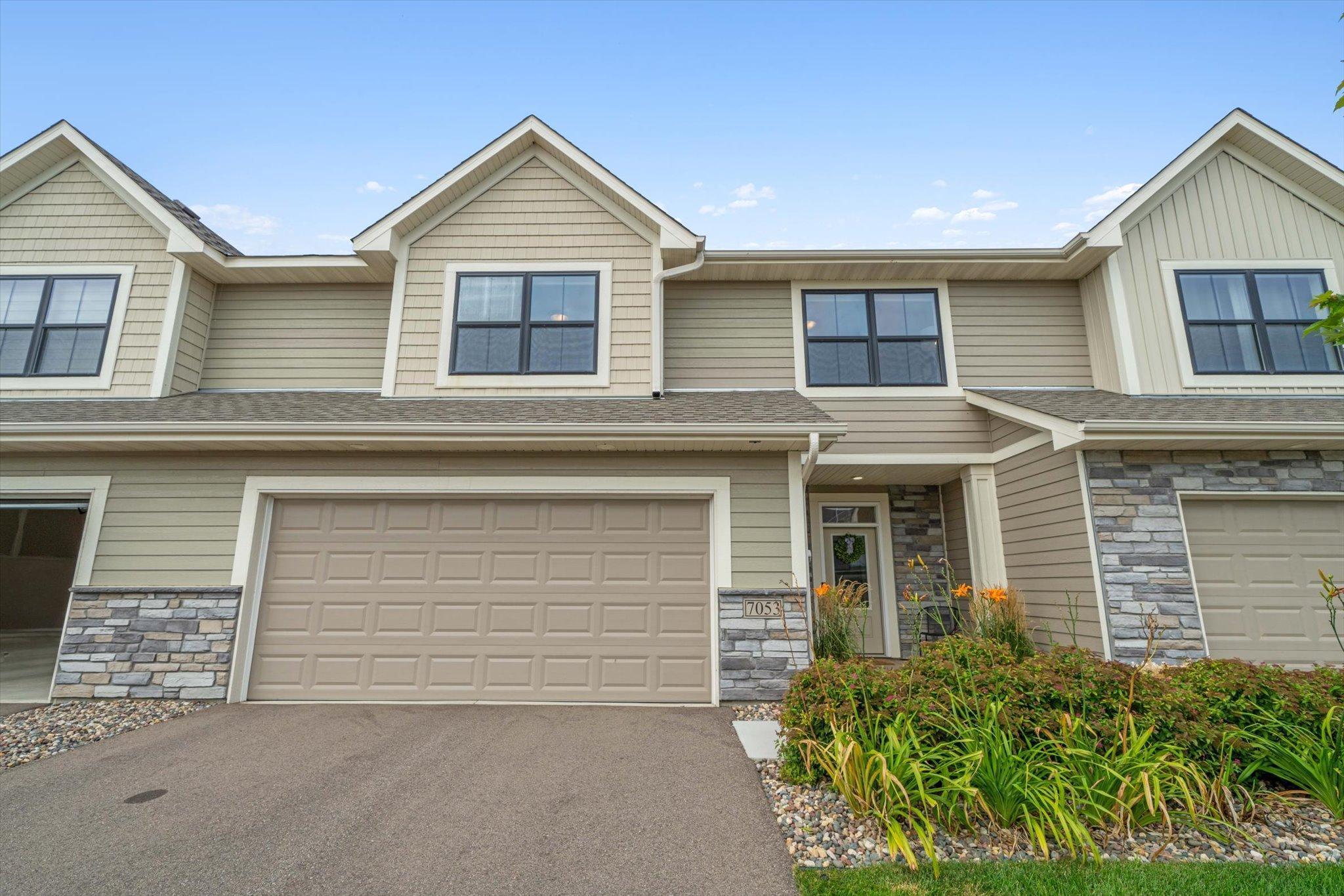 181st St, Lakeville, MN 55044