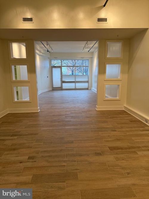 apt-h-4334 Farragut St, HYATTSVILLE, MD, 20781-2043 | Card Image