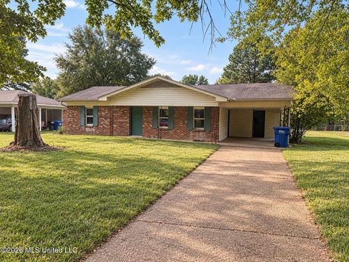 5075 Fleetwood Cv, Horn Lake, MS, 38637-9611 | Card Image
