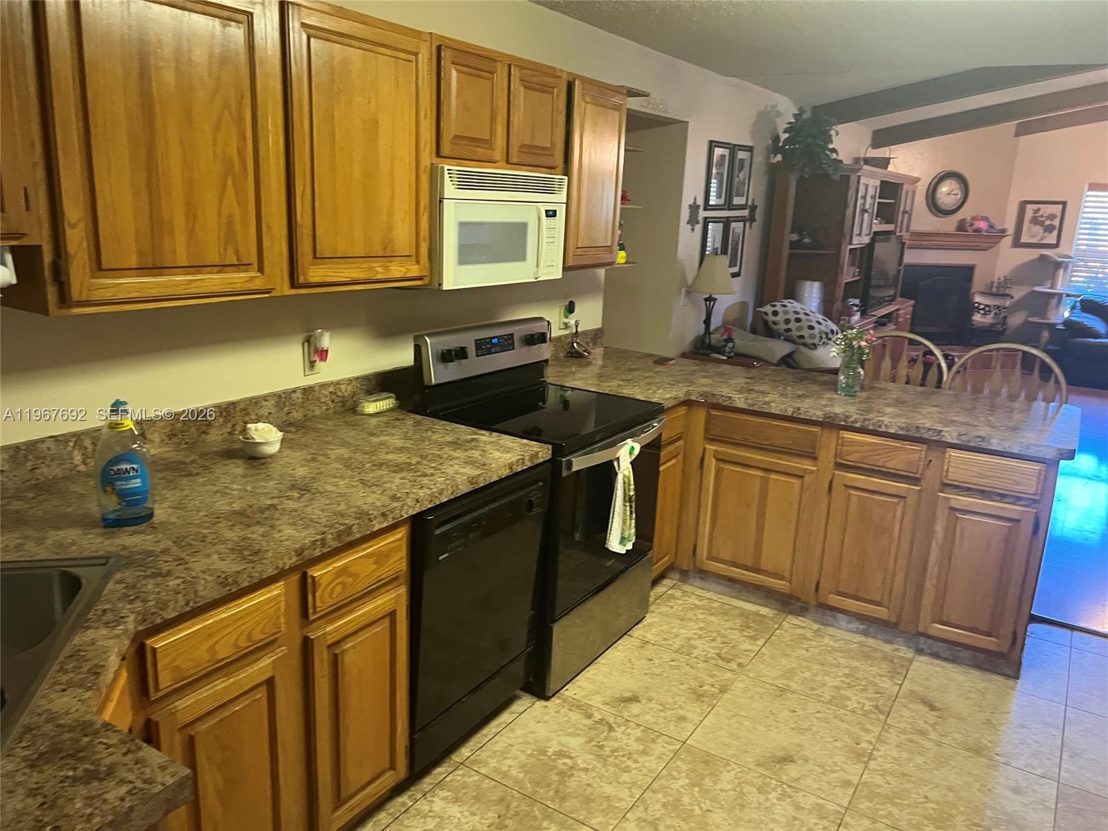 Residential in Plantation 4