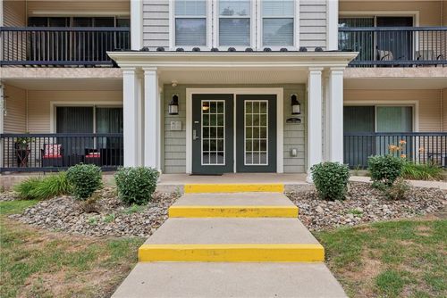 710-7021 Stefano Dr, Delmont, PA, 15626-7305 | Card Image